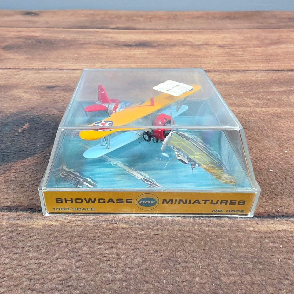 Cox Grumman F3F-3 Airplane 1:100 Yellow Excellent Showcase Miniatures No. 3002